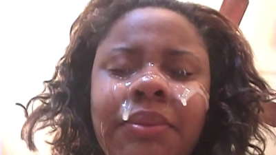 Intombazane yase-Brazil emnyama iqunjelwa ubuso ngemva kocansi lwendunu nomthondo omkhulu